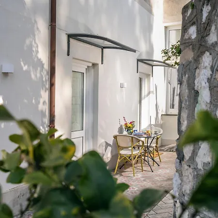 L'Antica Pigna Chateau Vico Equense Exterior foto